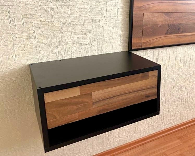 BURO FLOTANTE "ESTILO INDUSTRIAL" NEGRO / NOGAL. Buro moderno, elegante y minimalista. Diseño sofisticado.